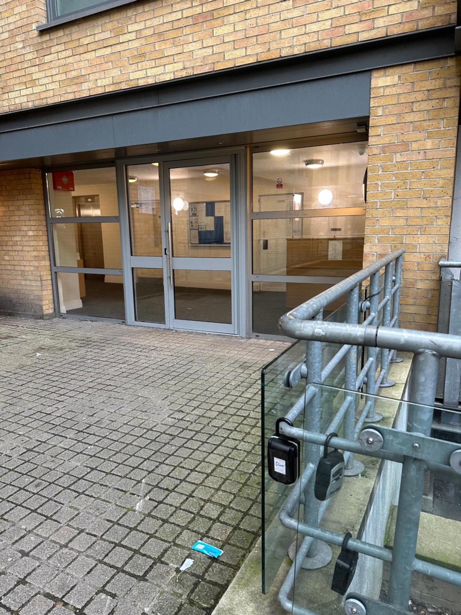 Entire Flat In Ealing Διαμέρισμα Λονδίνο Εξωτερικό φωτογραφία