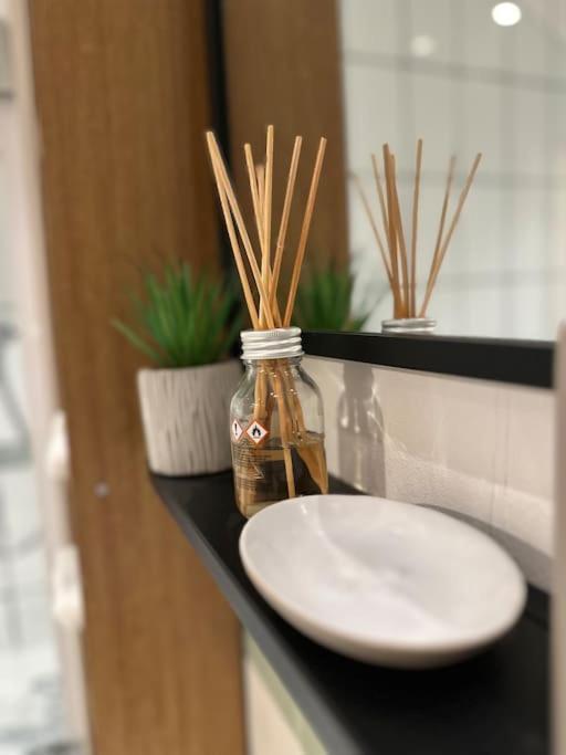 Entire Flat In Ealing Διαμέρισμα Λονδίνο Εξωτερικό φωτογραφία