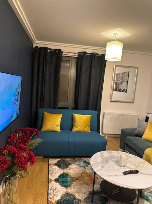 Entire Flat In Ealing Διαμέρισμα Λονδίνο Εξωτερικό φωτογραφία